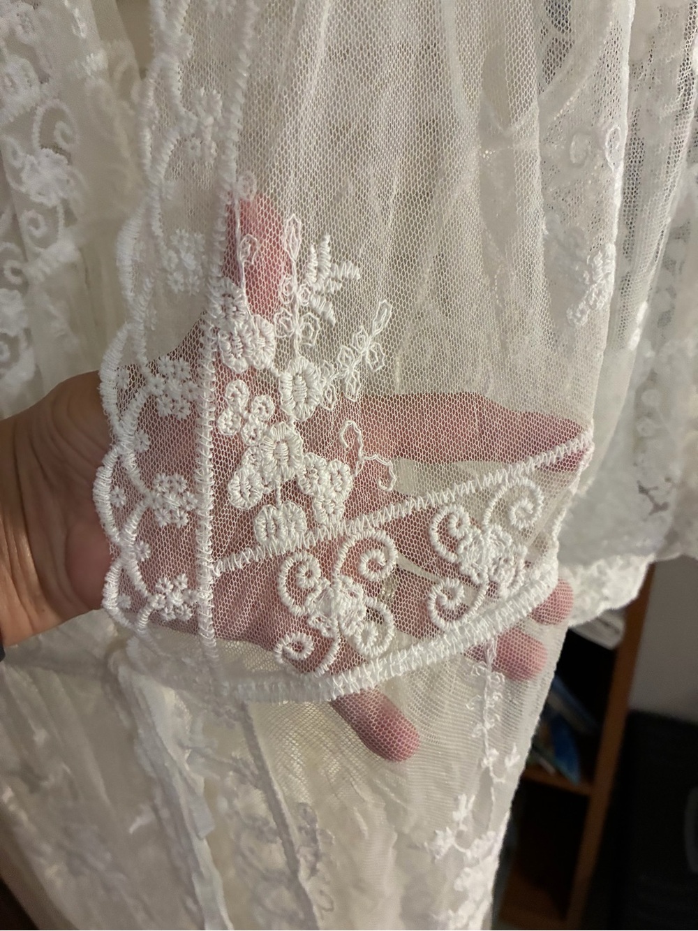 Lacy robe/beach coverup. - Picture 9 of 13